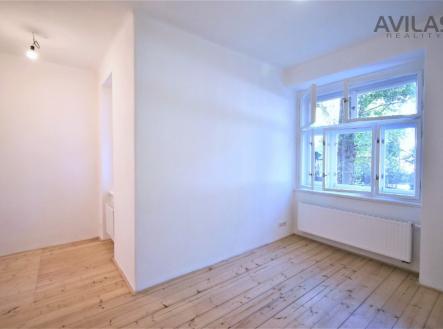 Pronájem bytu, 1+kk, 32 m²