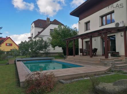Pronájem domu/vily, 200 m²