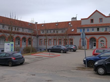 Pronájem parkovacího stání 12 -15 m²