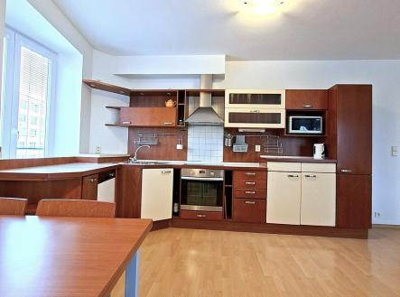 Pronájem bytu, 3+kk, 74 m²