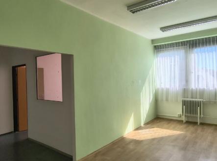 Pronájem kanceláře, 37 m²