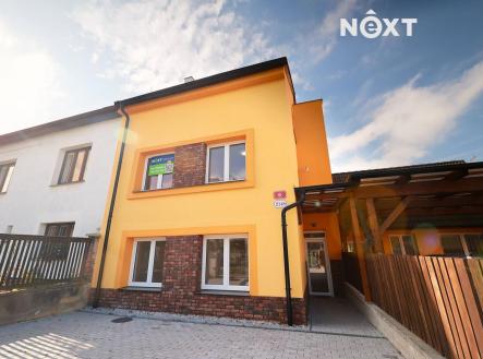 Prodej komerčního objektu, obchodní centrum, 256 m²