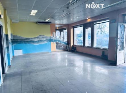 Pronájem komerčního objektu, obchodní centrum, 70 m²