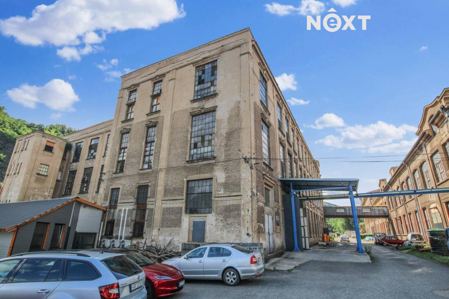 Pronájem komerční Výroba, 1 800㎡