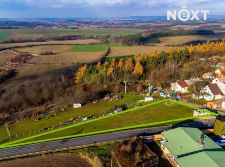 Prodej pozemku pro bydlení, 1 672 m²