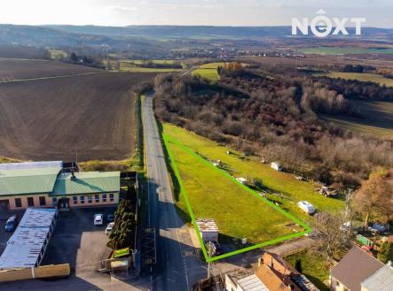 Prodej pozemku pro bydlení, 1 672 m²