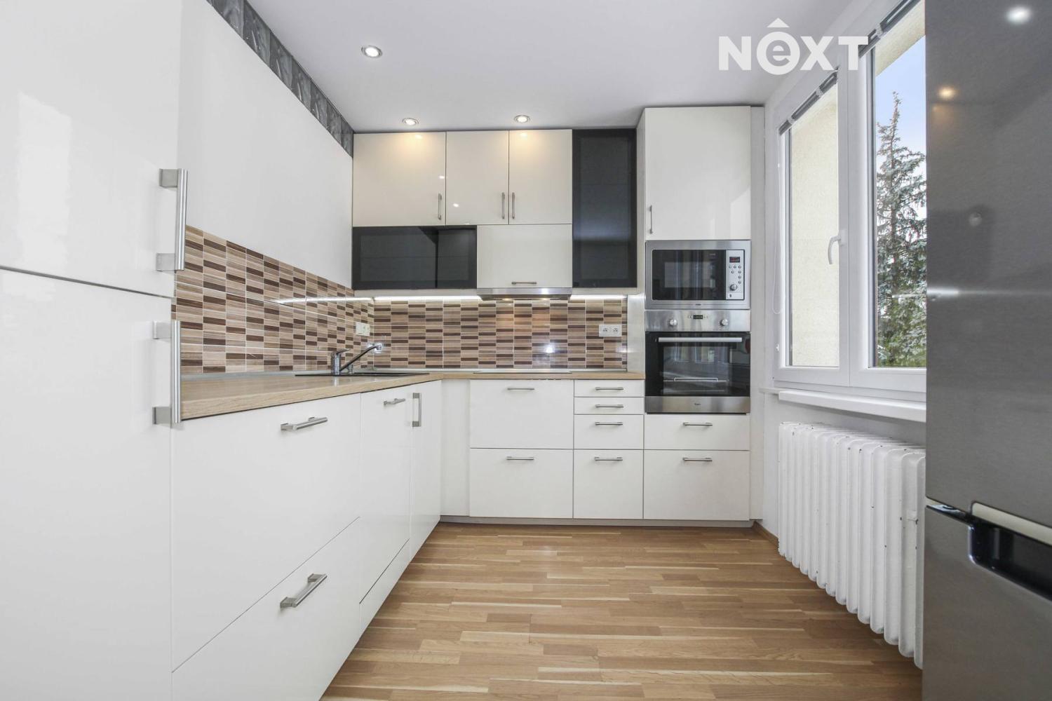 Pronájem byt 3+1, 77㎡