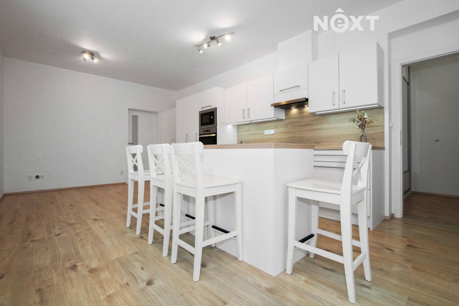 Pronájem byt 3+kk, 68㎡