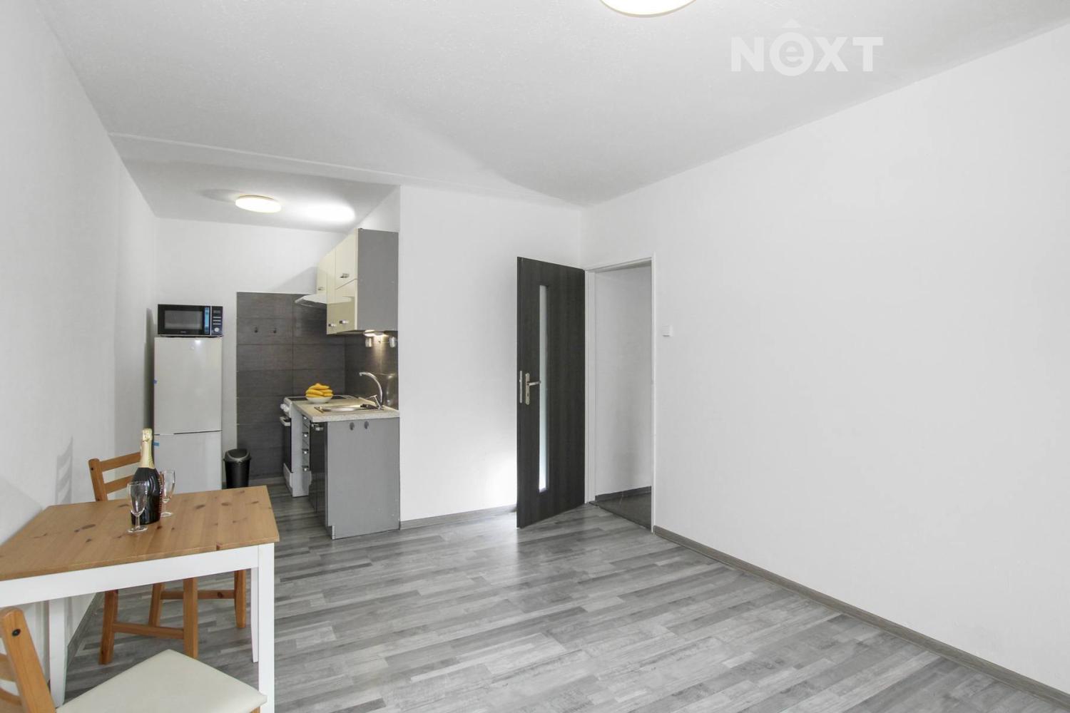 Pronájem byt 2+kk, 40㎡