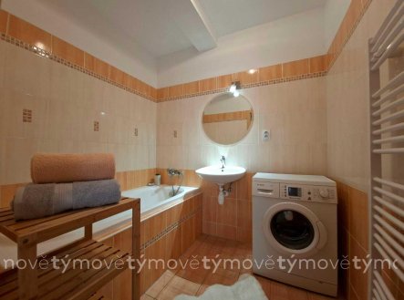 Pronájem bytu, 2+kk, 58 m²
