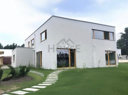 Prodej domu/vily, 297 m²