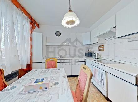 Prodej bytu, 4+1, 92 m²