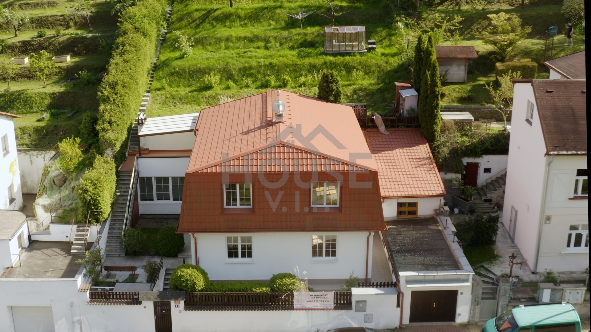 Still 2025-05-17 115556_1.1.1