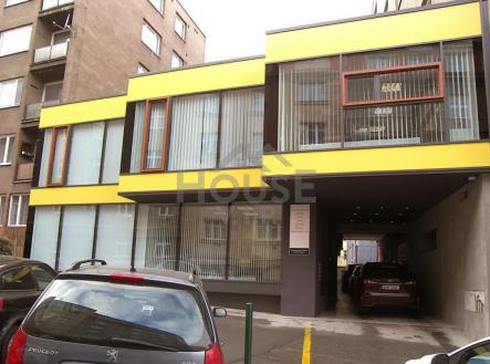 Prodej kanceláře, 616 m²