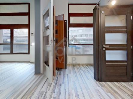 Prodej obchodní prostor, 79 m²