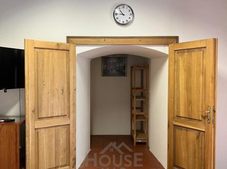 Prodej obchodní prostor, 109 m²