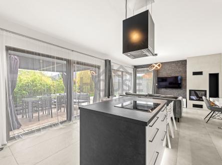 Pronájem domu/vily, 201 m²