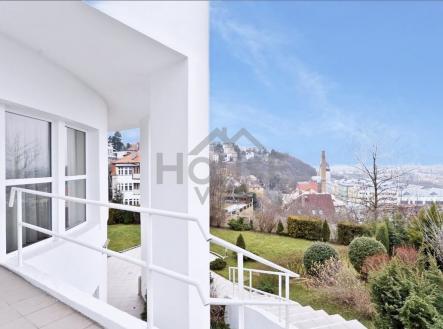 Pronájem domu/vily, 839 m²