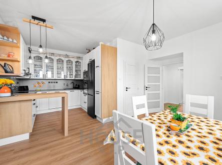 Prodej bytu, 3+1, 108 m² obrázek