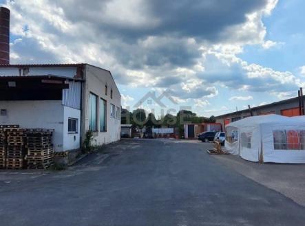 Prodej komerčního objektu, sklad, 623 m²