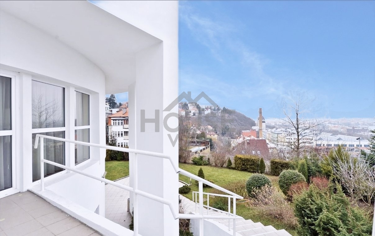 Pronájem vily, 839 m², Praha 5 - Smíchov.