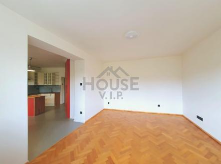 Prodej bytu, 2+1, 83 m²