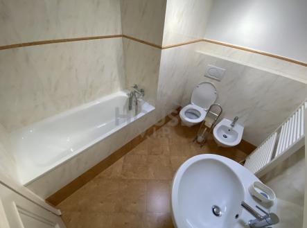 Pronájem bytu, 2+kk, 70 m²