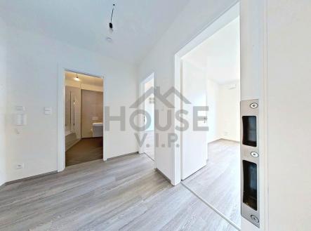 03072026_180552_defurnished