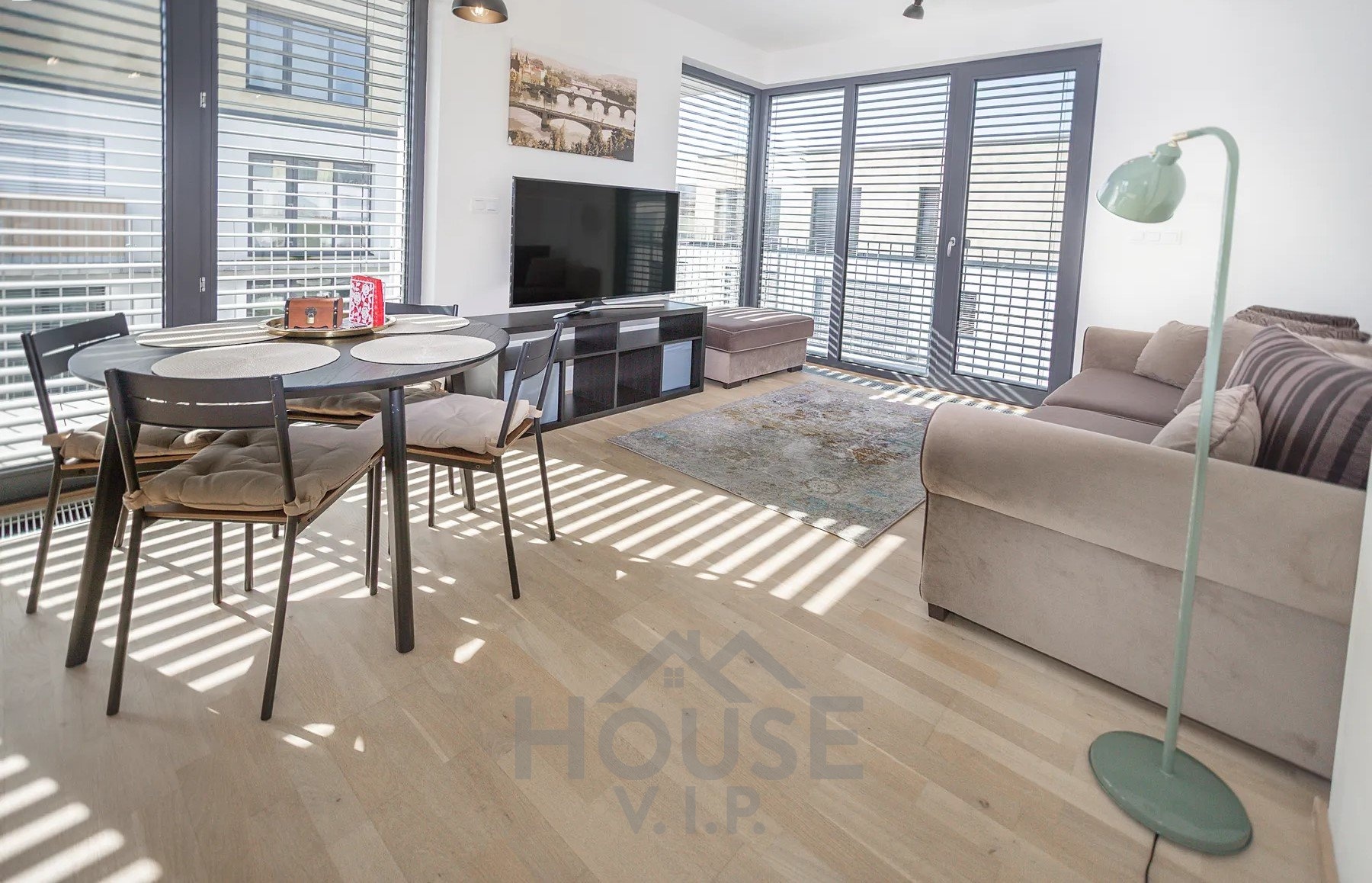 Prodej bytu 2+kk, 52 m² + balkón 12,8 m², garáž a sklep – Praha 4 Hodkovičky