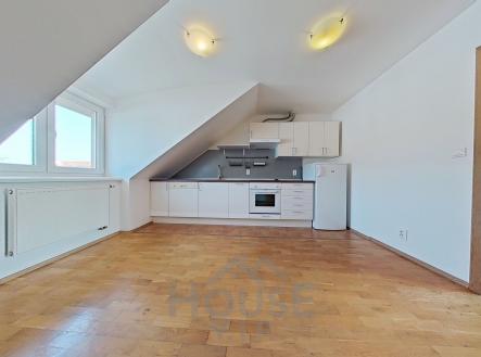 Prodej bytu, 2+1, 57 m²