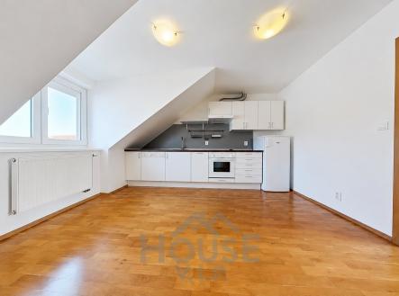 Prodej bytu, 2+1, 57 m²