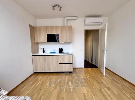 Pronájem bytu, 1+kk, 24 m²
