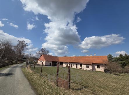 Prodej zemědělského objektu, 1 800 m²