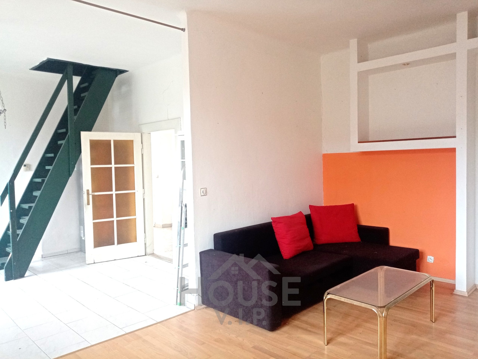 Prodej mezonetového bytu 3+kk, 110 m², Praha 6 – Ruzyně, se zahradou a parkováním