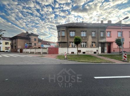 Prodej nájemního domu, 800 m²