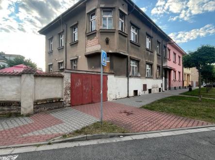 Prodej nájemního domu, 800 m²
