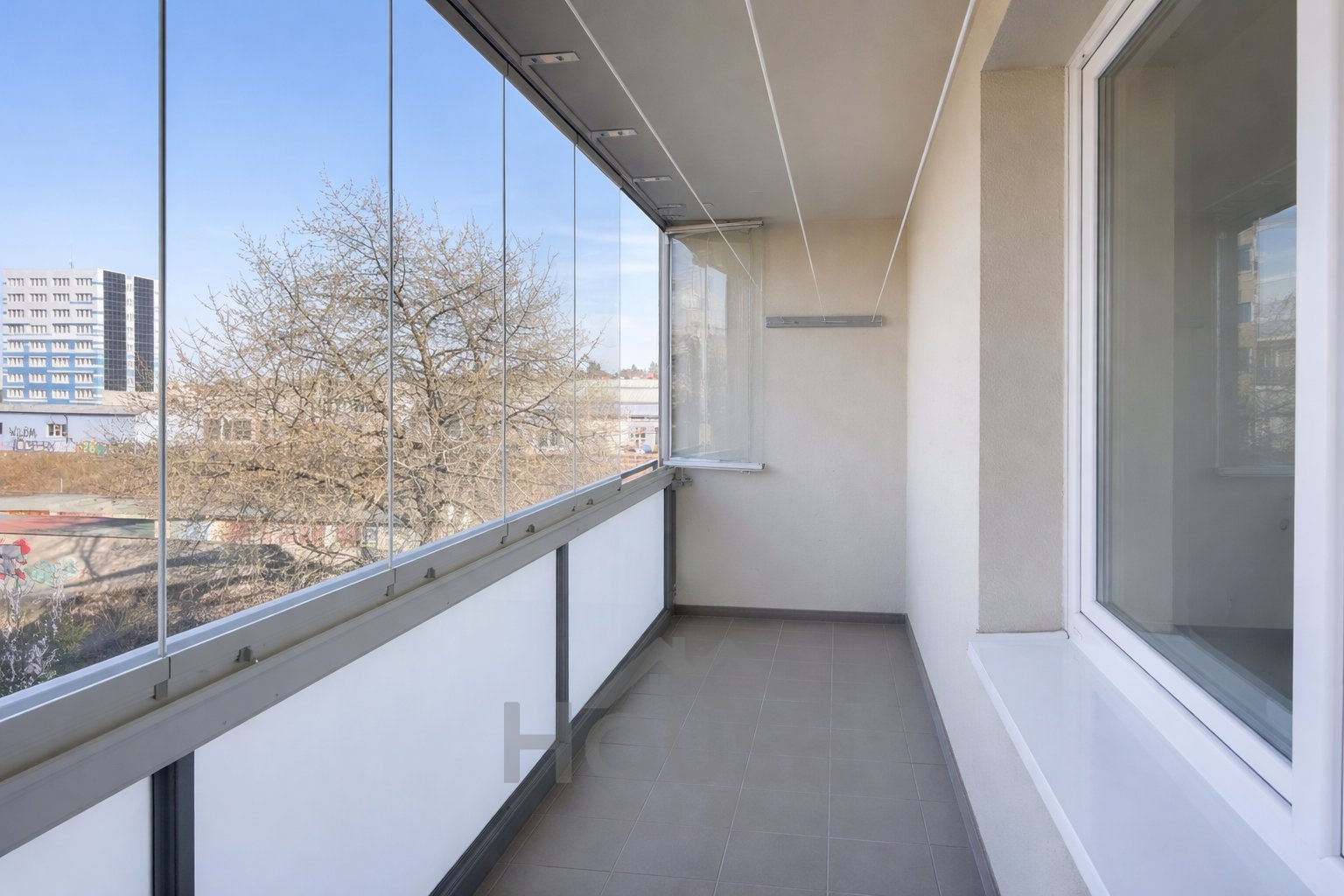 5A6E9A2E-F4D6-4C19-84C1-3CFF4D58585B