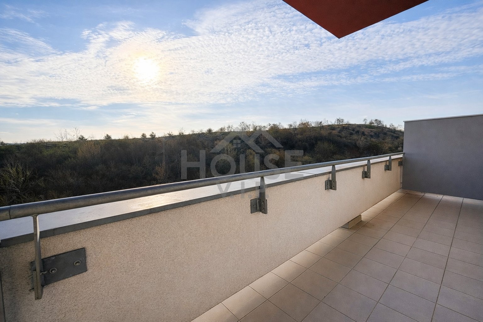 7BB15BCA-B666-4EC6-B534-7F03F2773691