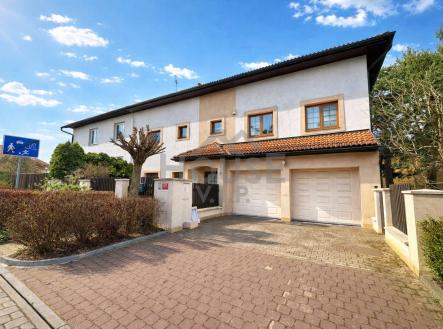 Prodej domu/vily, 320 m²