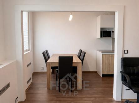 Prodej bytu, 3+1, 70 m²