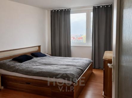 3BBF1682-C9FB-4A59-BA07-037F36121ACC