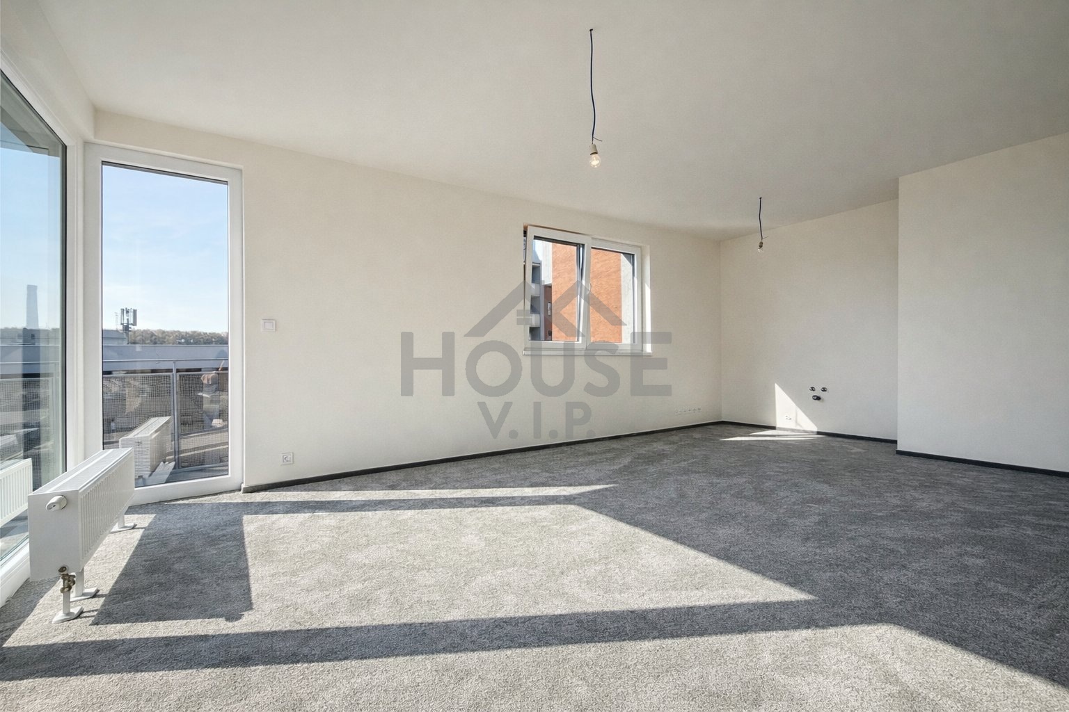 1DB974B4-D843-406D-98FD-6CA21CAC7266