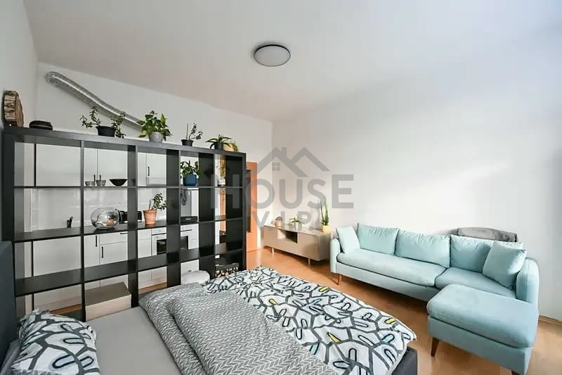 18945f48-011d-41d1-8e7b-a4682013c139