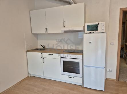 Pronájem bytu, 1+kk, 33 m²