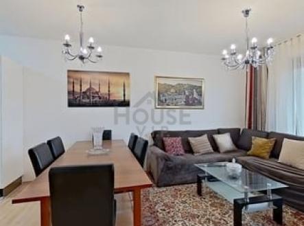Pronájem bytu, 4+kk, 99 m²