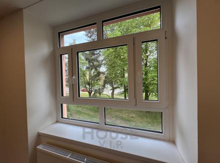 Pronájem bytu, 3+kk, 80 m²