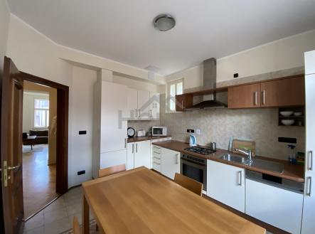 Pronájem bytu, 3+1, 89 m²