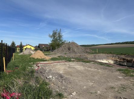 Prodej pozemku pro bydlení, 1 140 m²