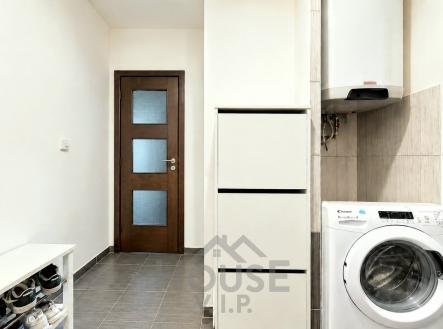 Prodej bytu, 1+kk, 41 m²