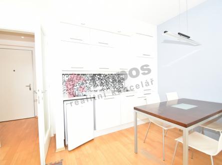 Pronájem bytu, 1+kk, 39 m²